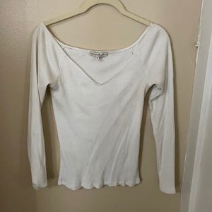 White express off the shoulder long sleeve